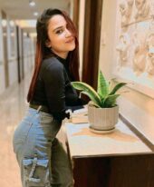 Cash Payment￣Young Call Girls In Paharganj Delhi ꧁❤ +91-8860282737 ❤꧂ Female Escorts Service In Delhi NCR