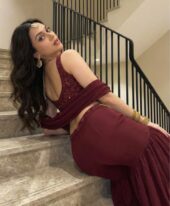 Ananya +971544802886