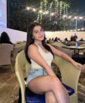 Call girls in Sector 56, Noida 9990233396 Escorts service