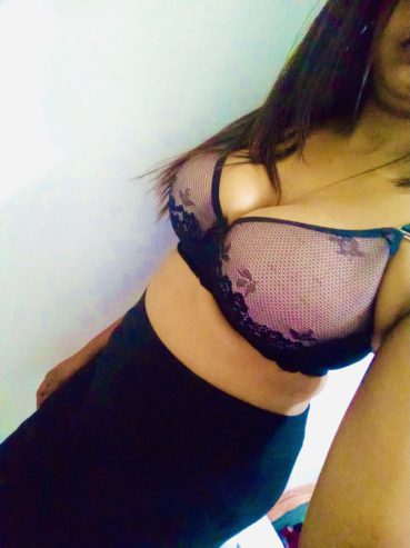 Affordable-escort-in-Colombo-Shany-casual-lover-at-your-doorstep-now-1