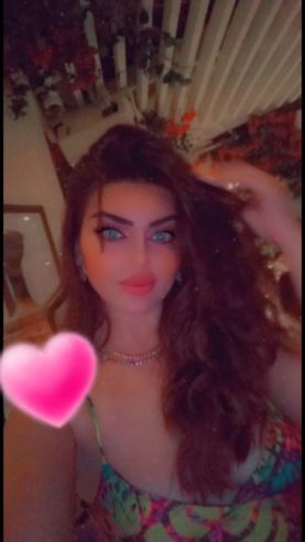 Aisha-Hot-Model-treat-yourself-with-a-unique-sensual-experience-In-Dubai-Escort1