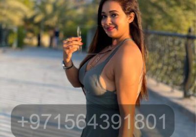 Awesome-Sex-In-Dubai-Aparna-1