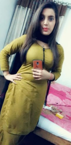 Enjoy-night-girl-in-Mumbai-Tina-a-sexy-and-passionate-girl-available-for-you-2