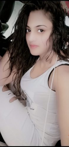 Gorgeous-girl-in-Bangalore-Suzain-also-become-good-friends-5-1