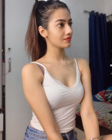 Kaira-Hot-And-Sexy-Model-To-Give-Full-Wet-Pussy-Enjoyment-Escort-In-Singapore.-2