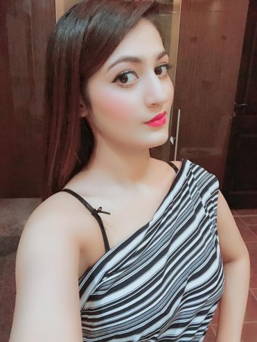 Komal-escort-service-Bangalore-mangal-world