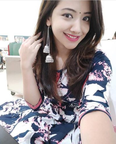 My-Self-Taniya-99830-College-13222-Girl-Benkok-Stayle-Me-EnjoY_1-2