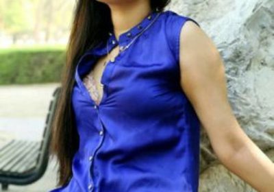 Open-Minded-escort-in-Kolkata-Priya-Busty-Friendly-Girl-1