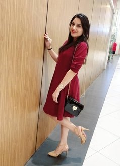 Riya-sing-indian-escort-in-kolkata-mangal-world