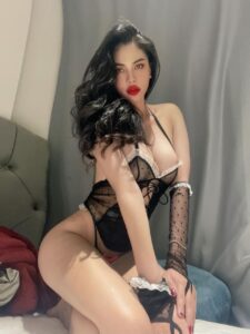 Saniyal-service-escort-in-dubai-225×300