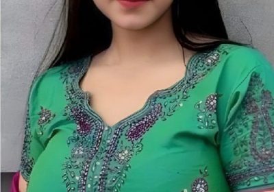 Sanjana-call-girl-escort-service-in-Doha-mangal-world