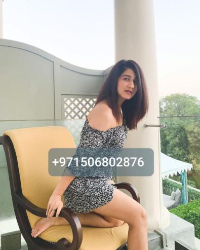 Seductive-Women-In-Abu-Dhabi-Roshni