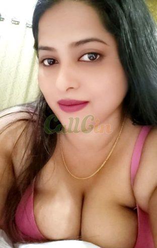 Sensual-Sex-Experience-In-Hyderabad-Naina