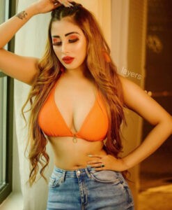 Ritu Hot Escort In Singapore.