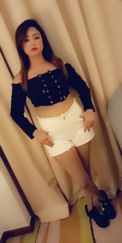 Startlingly-Beautiful-Call-Girl-Escorts-Service-in-Kolkata-Riya-Enjoy-Fun-Downtown-1