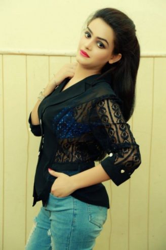 Tina-indian-escort-in-kolkata-mangal-world.1