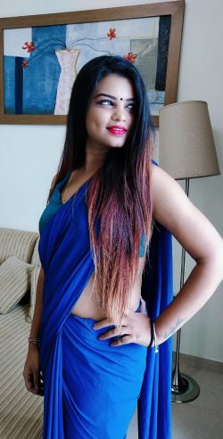 himani-sexy-indian-escort-in-dubai-mangal-world