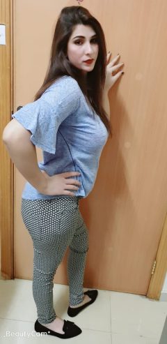 hot-honey-indian-escort-in-dubai-mangal-world-1