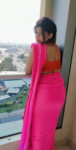 kanika-busty-girl-indian-escort-in-muscat-mangal-world-1