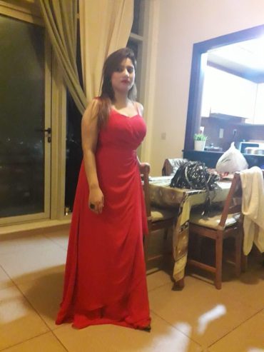 roshini-indian-milf-indian-escort-in-singapore-mangal-world-1