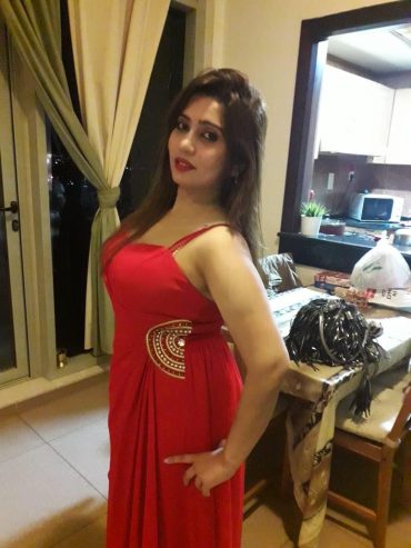 roshini-indian-milf-indian-escort-in-singapore-mangal-world-3