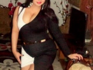 simran-big-boobs-indian-escort-service-in-mumbai-mangal-world